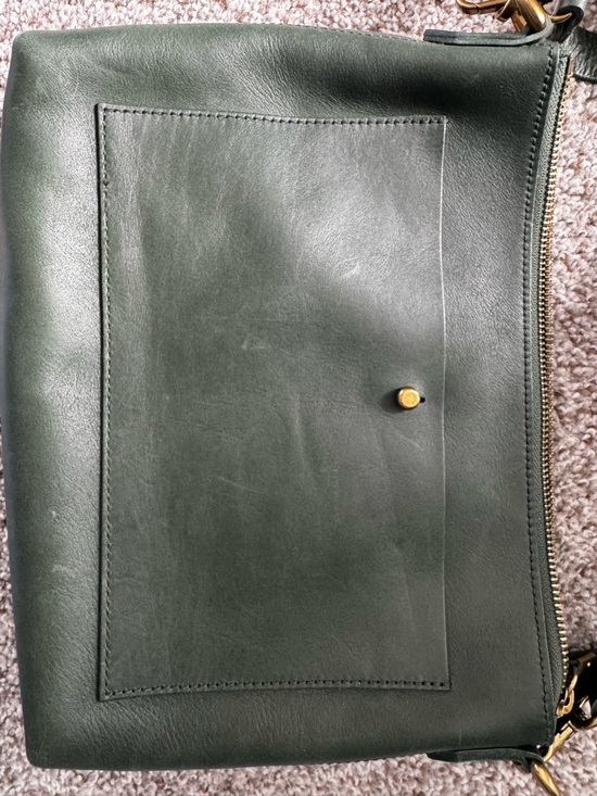 The Transport Shoulder Crossbody Bag - Picture 7 of 10